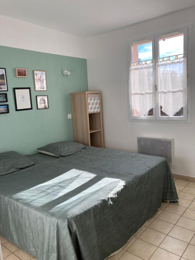 T2 Classé 2* calme au coeur du village provençale Gréoux-les-Bains Esterno foto